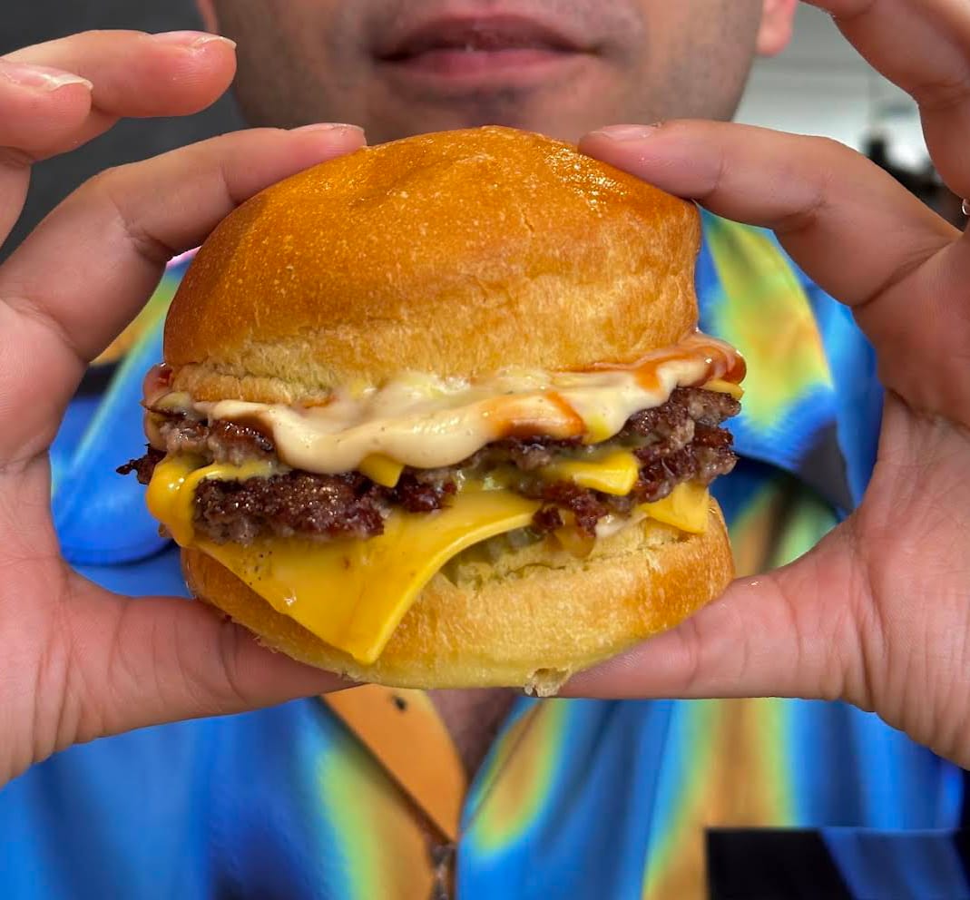 Magic Cheese Burger